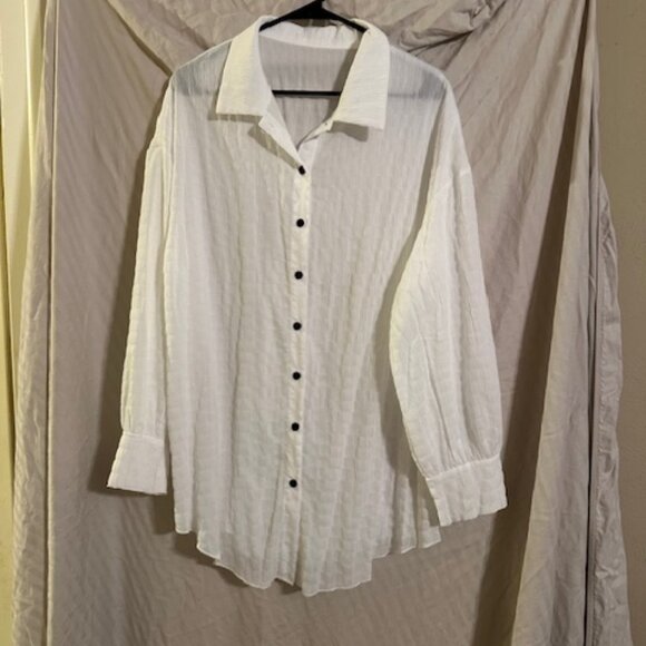 SHEIN Tops - SHEIN Button-Up Blouse Size L